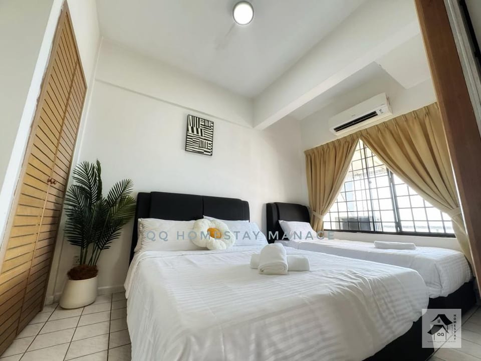 Corus Seaview Retreat Stay/2r1b Apartment in Port Dickson