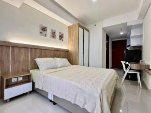 HAI Home 2002 Sea View Studio at Pollux Habibie  Apartment in Riau Islands, Indonesia
