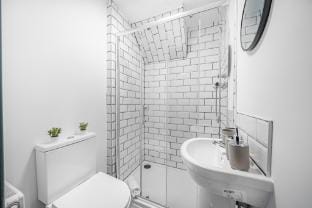 Spacious 5 bed apartment in Manchester  Apartment in Bury