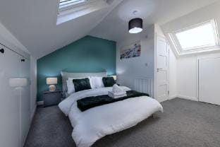 LUXURY EDINBURGH 4 BED TOWNHOUSE WITH FREE PARKING Vacation rental in Edinburgh