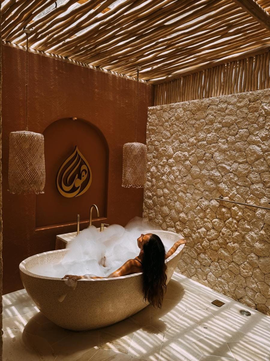 Ahura Luxury Villas - 5 Bedrooms Ocean View Bingin Apartment in Bali