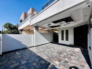Spacious & Fully Furnished 4-Bedroom Home in DHA Vacation rental in Lahore