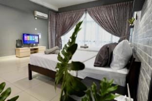Near Aeon Austin Ikea Toppen 4-5pax Apartment in Johor Bahru