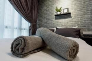 Near Aeon Austin Ikea Toppen 4-5pax Apartment in Johor Bahru