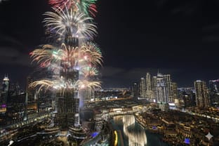 Full Burj Khalifa & Fountain View | All Rooms Apartment in Dubai