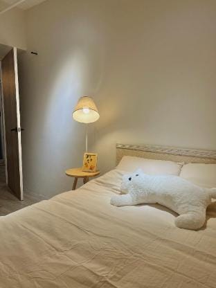 Zhongxiao Fuxing High-Rise View Apartment - Three Rooms, Two Bathrooms Apartment in Taipei City