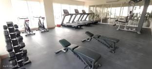 Staycation between 3 major malls Vacation rental in Quezon City