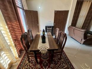 Heavenly Independent Private Jungle Retreat-Meerut Apartment in Uttarakhand
