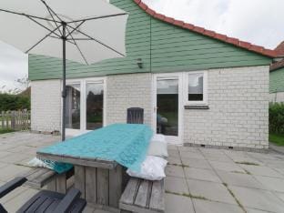 Holiday Home in Wemeldinge near the Sea Vacation rental in Zeeland, Netherlands