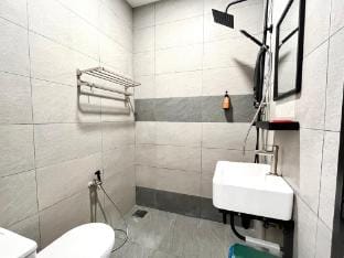 Stylish 4BR Retreat | Near Portuguese Settlement Vacation rental in Malacca