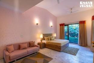 Stayvista at The Manvi Estate Villa in Haryana