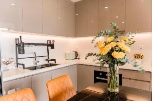 2 Bedrooms Apartment + E1.33.10 Vacation rental in Ho Chi Minh City