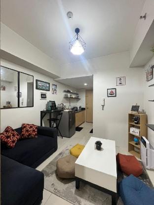 Riannmar Staycae at The Grass Residense Apartment in Quezon City