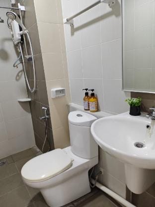 Suite U Studio @ D'Perdana Wifi Netflix Apartment in Malaysia