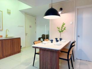 Waves, Maritime 2BR Suite by Stellar ALV Apartment in George Town