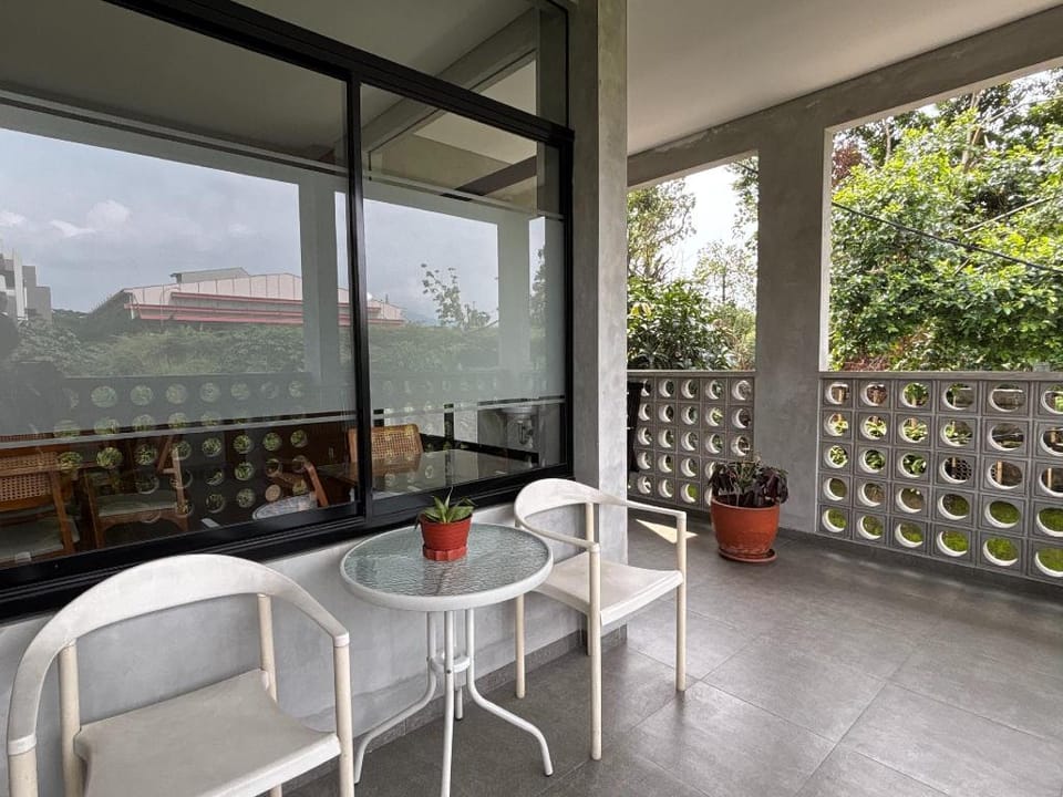 The Cluster Harris Bed and Breakfast in West Java