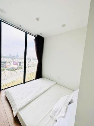 Ecogreen 2bds 1 wc NALI HOMESTAY Apartment in Ho Chi Minh City