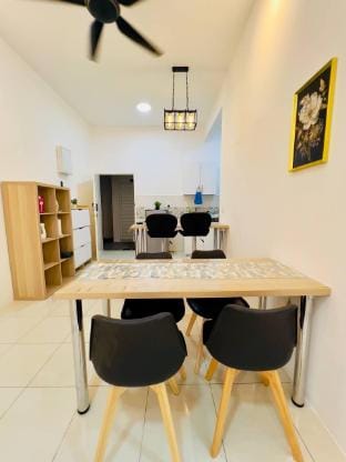 Ipoh Anderson Suites 77 2R2B 6pax Apartment in Ipoh