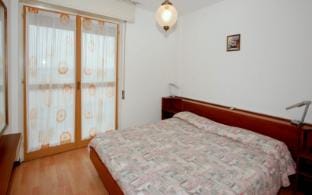 Inviting flat in Lignano Apartment in Lignano Sabbiadoro
