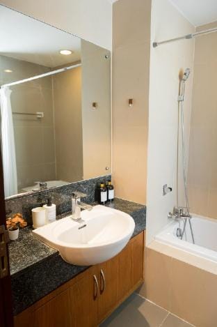 Cozy and lovely 2BR – 8 Min To BTS Thonglo Apartment in Bangkok