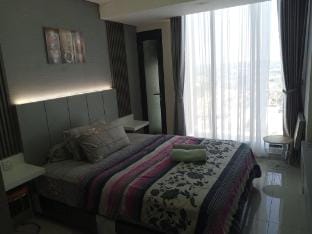 Keken 1BR  Pollux Habibie Top Floor City View  TC Apartment in Riau Islands, Indonesia