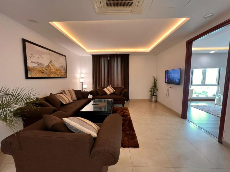 Gold Crest Premium Apartments DHA Lahore by LMY Apartment in Lahore