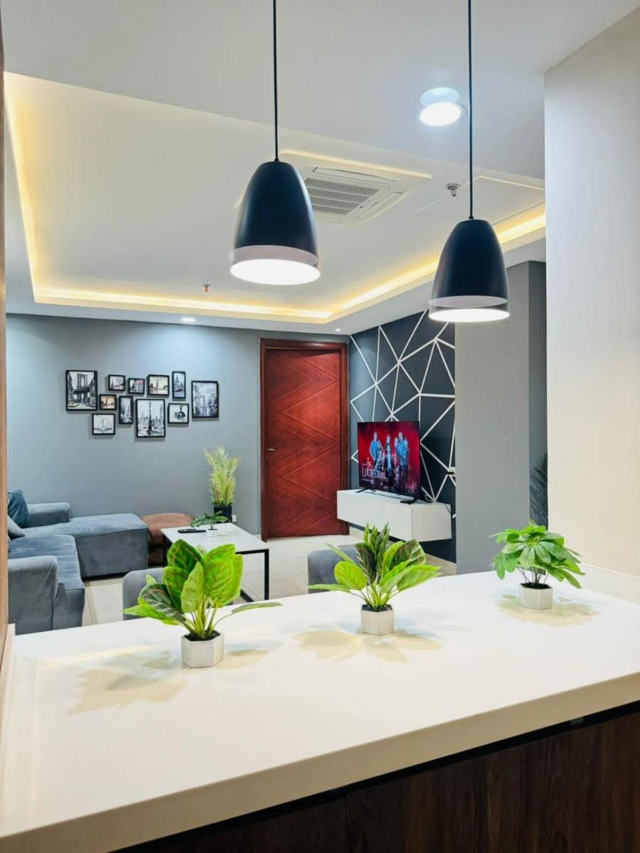 Gold Crest Premium Apartments DHA Lahore by LMY Apartment in Lahore