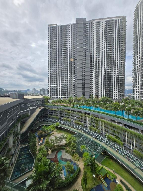 Kepong Cozy Mordern Homestay 5min Desa Park UPC10 Apartment in Petaling Jaya