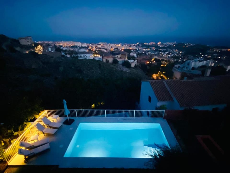 Villa Romeo, with salt water pool Villa in Benalmadena