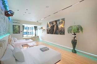 Mount Austin@Jungle Cinema Home 4pax with Bathtub Apartment in Johor Bahru