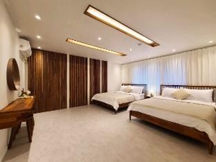 Sinchon Houses Vacation rental in Seoul