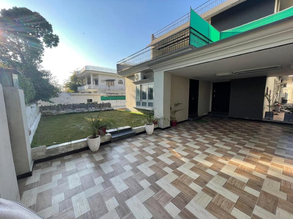 Loft BnB F10 Guest House Hotel in Islamabad