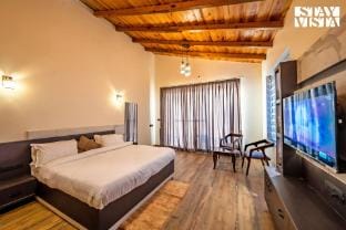 StayVista at Sunset Springs w/Heated Swimming Pool Villa in Uttarakhand