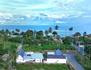 HOPE Villa Khanom Villa in Thailand