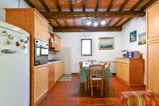 Monte Amiata e Val d'Orcia free parking and pool Apartment in Tuscany