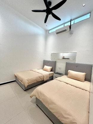 Taiping New 3R2B A.Mall 2Min MultiParking Lot Vacation rental in Perak