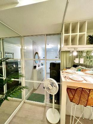 Spacious Studio w/ pull-out | Karaoke | Mt.Arayat Vacation rental in Calabarzon