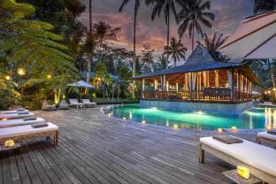Stylish 8BR Wellness Pool Villa, Nag Shampa Estate Villa in Tampaksiring