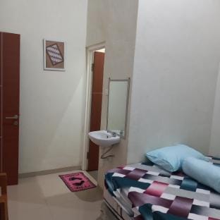 Villa Kalos Batu (Permata Garden K16 Batu) Villa in Batu
