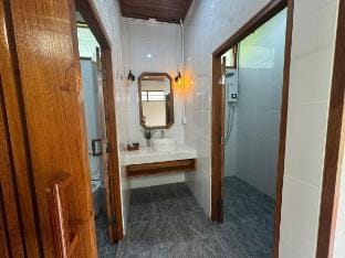Ploijai B - ปล่อยใจ ปลายนา Vacation rental in Thailand