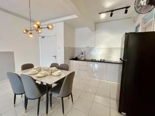 Kulai Apt 4R13P A45 near IOI/Jpo/AEON/Senai airpor Apartment in Johor