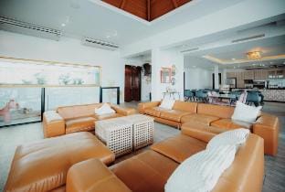 普吉岛辛巴7卧室泳池庄园别墅 小狮子互动 咖啡 中餐 Vacation rental in Chalong