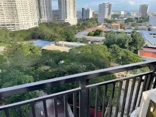 Cebu Ayala Center Condo Unit Accomodation Vacation rental in Lapu-Lapu City