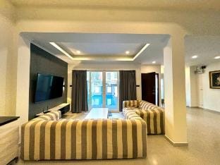 The Terrace Pratumnak 205  Vacation rental in Pattaya City