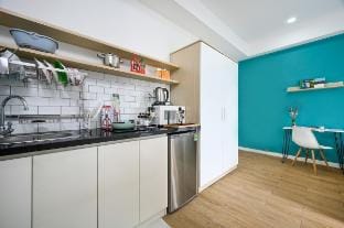 Comfy Studio in District 7, Balcony Included R4.1 Vacation rental in Ho Chi Minh City