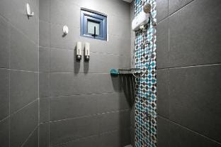 Stylish & Bright Studio with Balcony R4.2 Apartment in Ho Chi Minh City