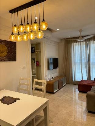 Luxury 1bhk-powai-Thebaronialhom Vacation rental in Maharashtra
