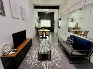 Harris 2 Bedrooms Studio House(Homestay) Gerik Apartment in Perak