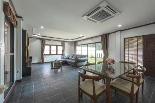 4BR Large Family Villa Chalong #V155 Villa in Chalong