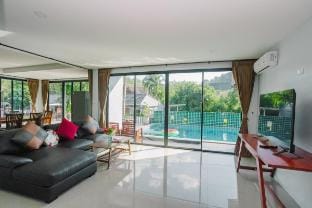 Seatherny Pool Villa Vacation rental in Krabi Changwat